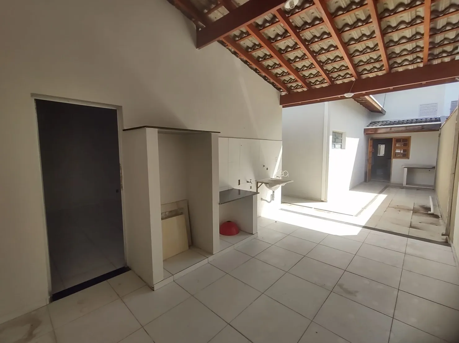 Imagem Casa à venda 3 Quartos, 1 Suite, 2 Vagas, 225M², Nossa Senhora do Perpétuo Socorro, Pindamonhangaba - SP