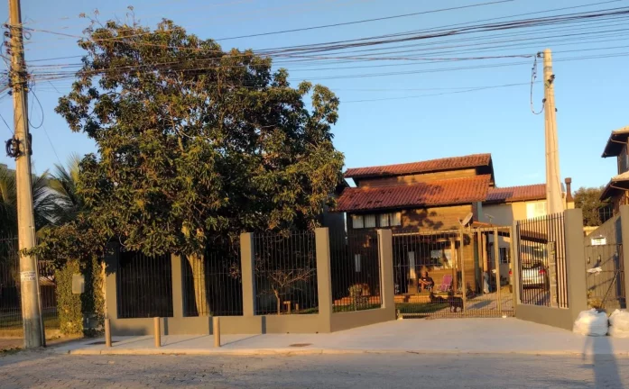 Imagem Pousada para Venda em Florianópolis / SC no bairro Campeche