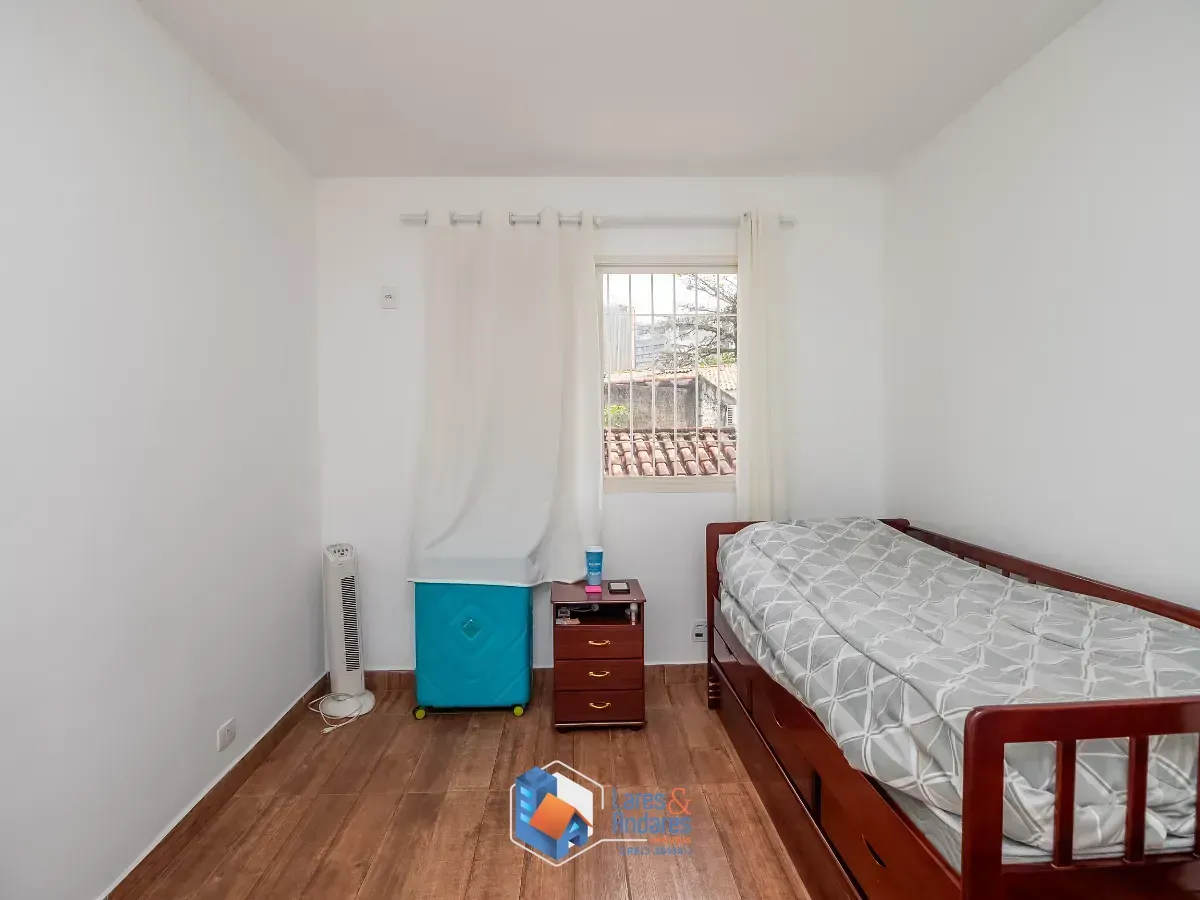 Imagem Sobrado para venda em Chácara Santo Antônio (Zona Sul) com 3 quartos, sendo 1 suíte, 230m²
