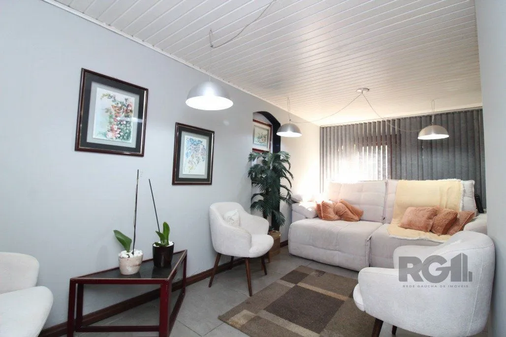 Imagem Casa de 250m² Para comprar no Bairro Mont Serrat Por R$1.120.000,00