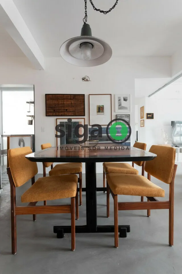 Imagem Apartamento reformado no Condomínio Indianópolis e Petrópolis com suíte.