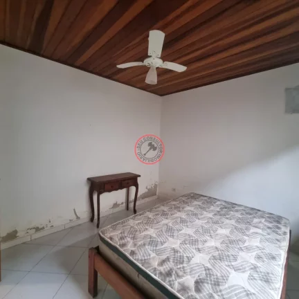 Imagem CASA DE TRES QUARTOS , E TERRNO PARA AMPLIAÇÃO EM BOISSUCANGA PARA VENDA