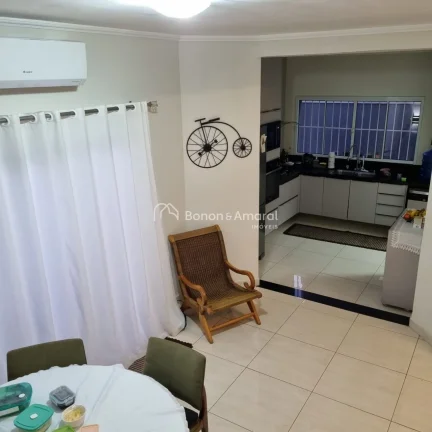Imagem Charmoso sobrado com excelente padrão de acabamento, localizado na divisa entre Paulínia e Barão ...