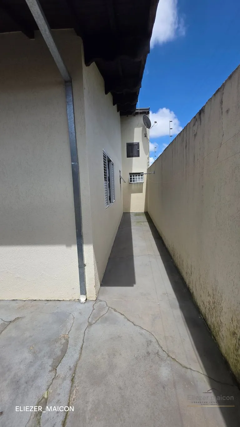 Imagem Casa térrea à Venda com 3 quartos no Jardim das Acácias, Poços de Caldas - MG