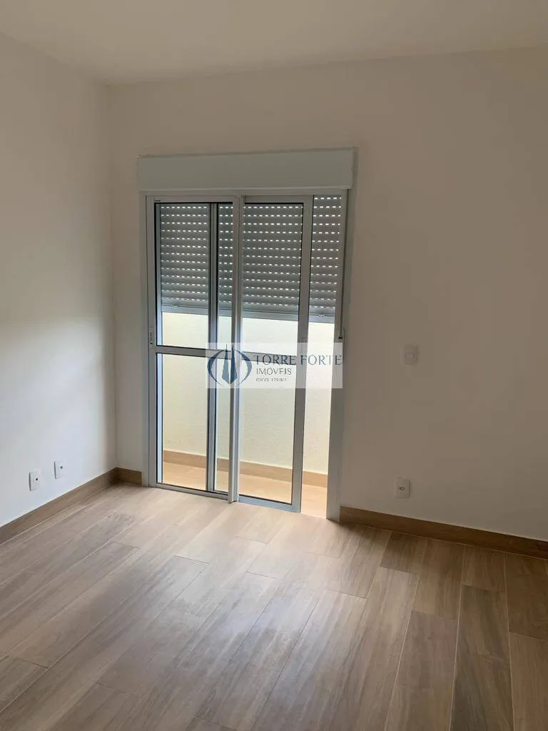 Imagem Lindo apartamento com 1 dormitorio com sacada sem vaga de garagem na Mooca.
