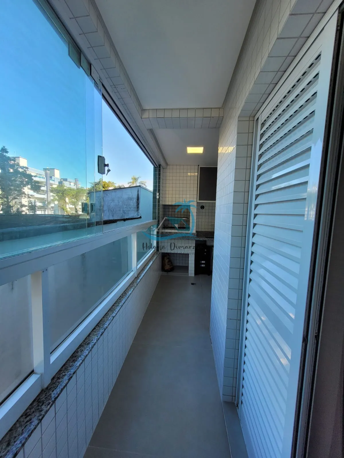 Imagem Apartamento com 2 dormitórios a poucos metros da orla de Itaguá em Ubatuba.