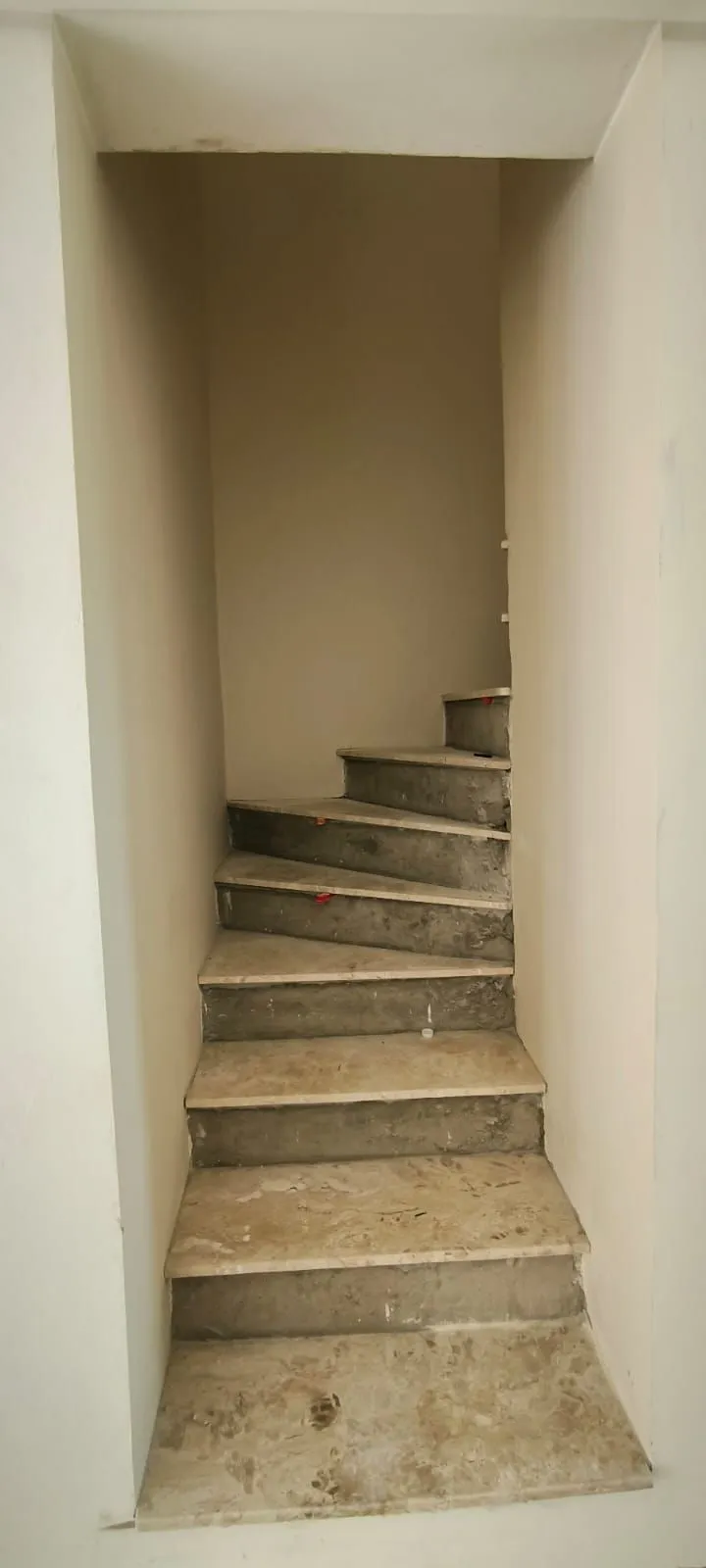 Imagem Casa em Condomínio à venda, bairro Campo Novo, 3 quartos (1 suite), 3 banheiros, 1 vaga