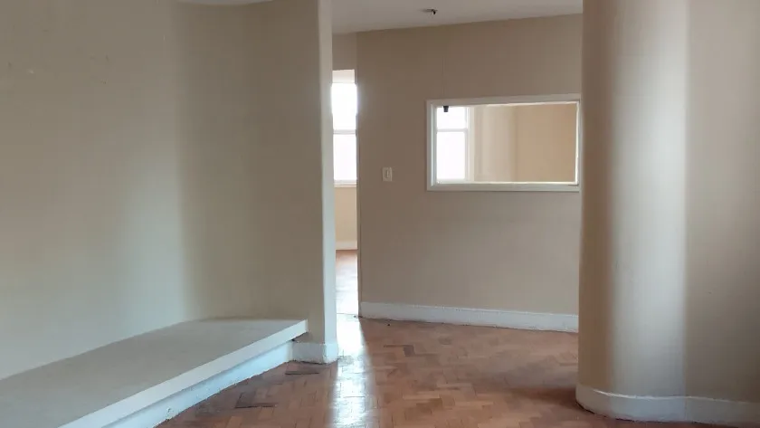 Foto do imóvel Sala comercial à venda em Porto Alegre, Centro, 112.6m2