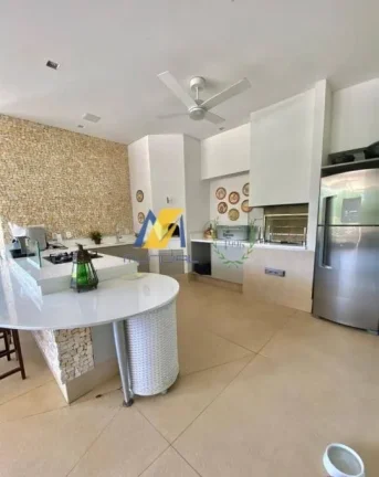 Imagem Vendo Casa em Santana do Parnaiba, Tamboré