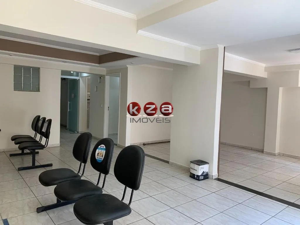 Imagem Prédio Comercial para Locação em Valinhos-SP: 15 Salas, 15 Banheiros e 682m². Agende sua visita!