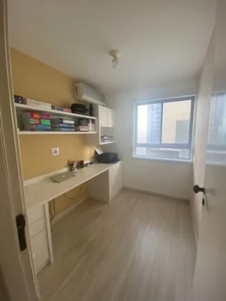 Imagem Apartamento com 2 Quartos à Venda, 56 m² em Petrópolis - Natal