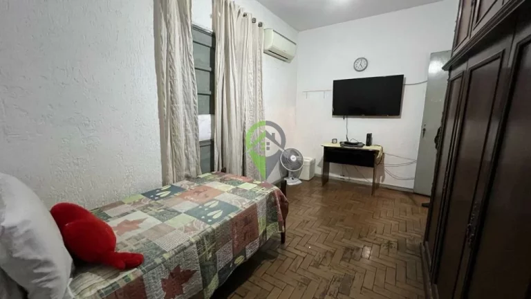 Imagem Apartamento com 2 dormitórios à venda no bairro Vila Mathias em Santos