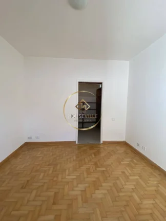 Imagem Casa de esquina de 3 dormitórios ( 1 suíte), 4 vagas, Jardim Esplanada, Sjc