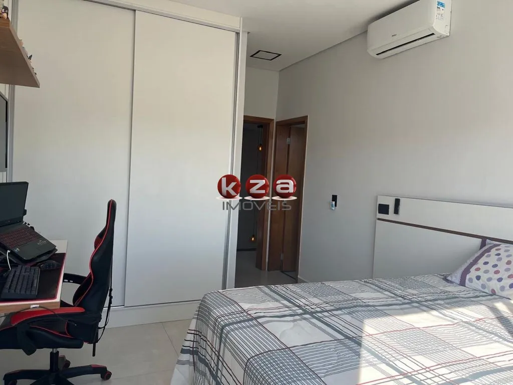 Imagem Casa de luxo em condomínio à venda em Valinhos-SP, Condomínio Villa do Sol: 4 suítes, 3 salas, 6 banheiros, 4 vagas de garagem, 285m².