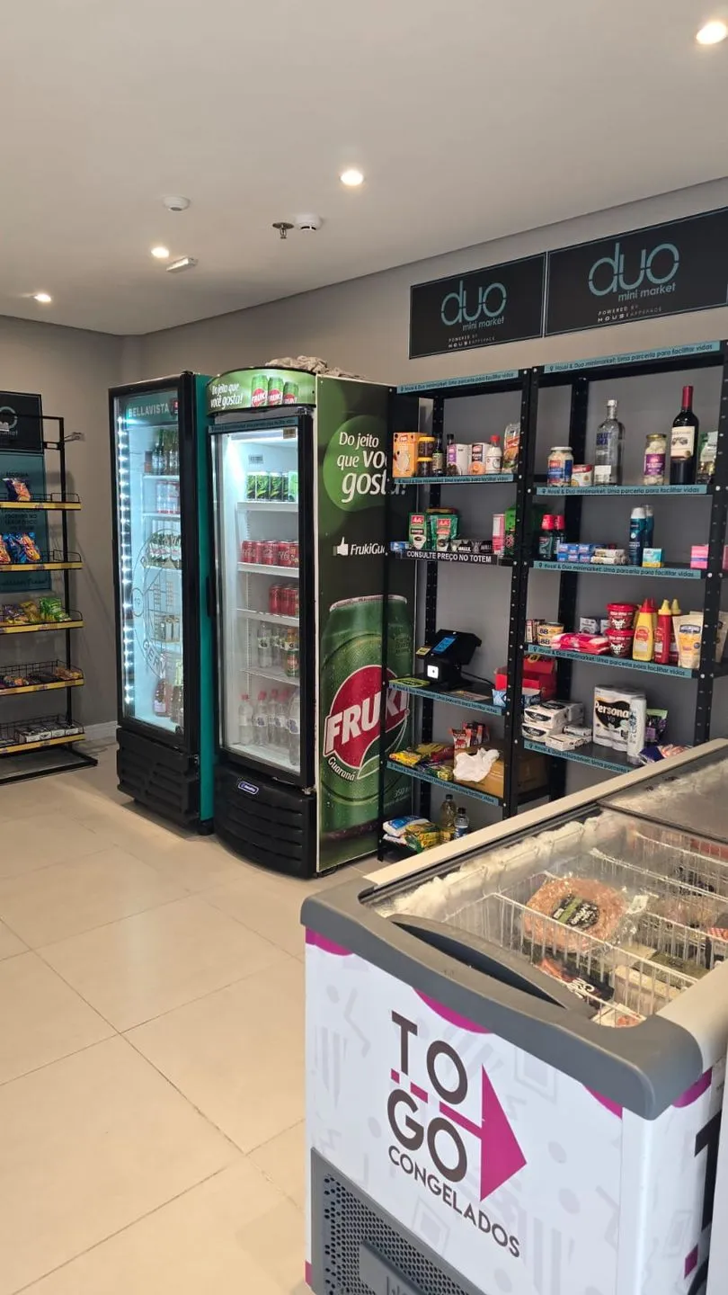 Imagem Flat à venda em Porto Alegre, Centro Histórico, com 1 quarto, 30m2