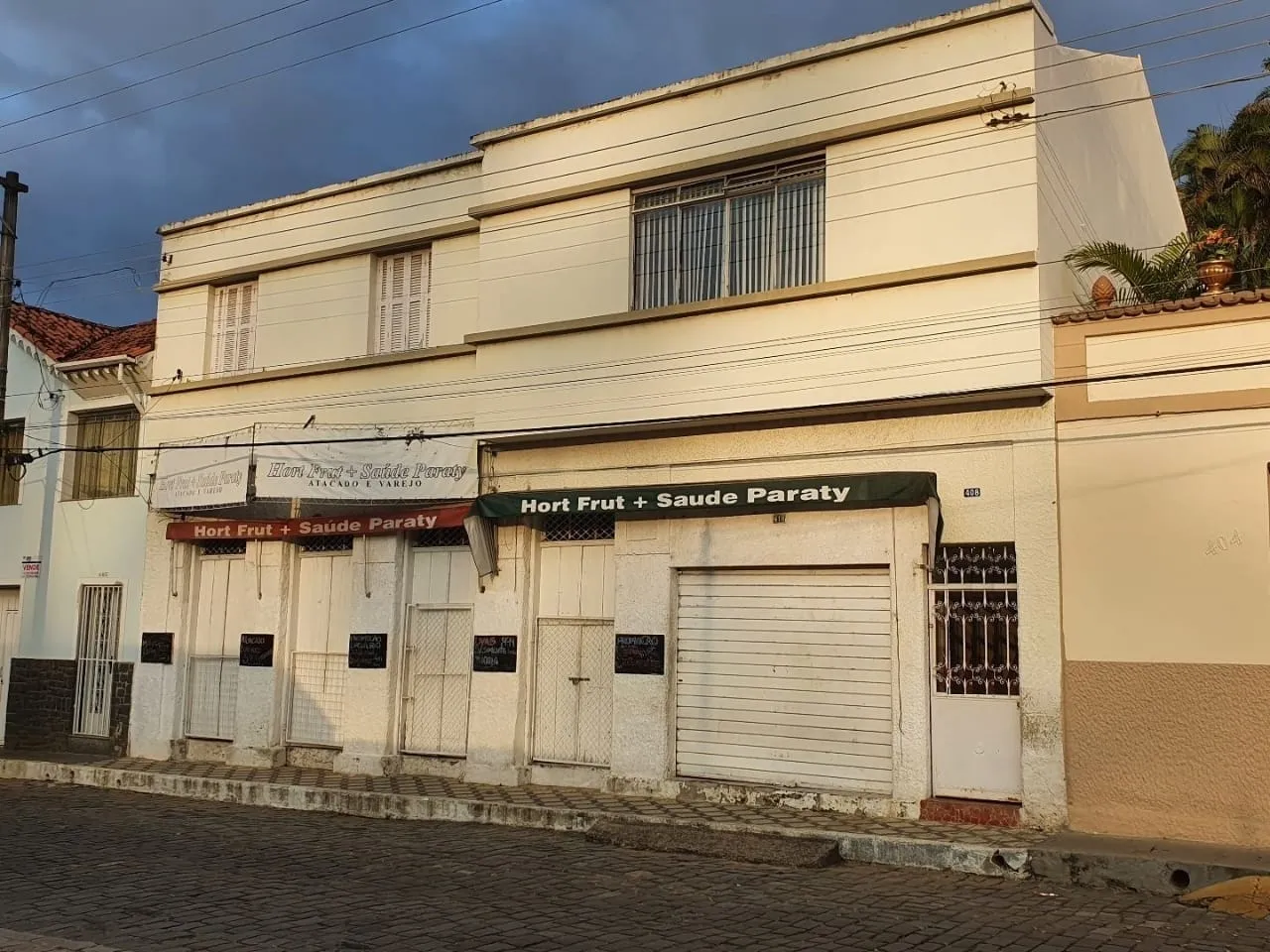 Foto do imóvel Casa à venda 4 Quartos, 600M², Pedreira, Guaratinguetá - SP