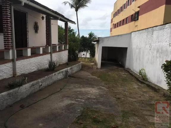 Imagem Casa para Venda em Salvador, Itapuã, 3 dormitórios, 1 suíte, 3 banheiros, 4 vagas