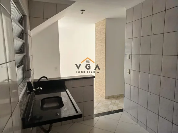 Imagem Sobrado para Venda em São Paulo, Jardim Gianetti, 2 dormitórios, 1 suíte, 2 banheiros, 2 vagas