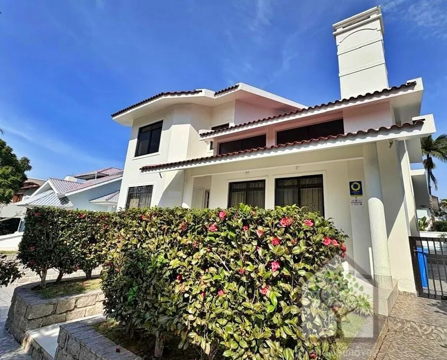 Imagem Casa com 5 Suítes em Jurerê Internacional