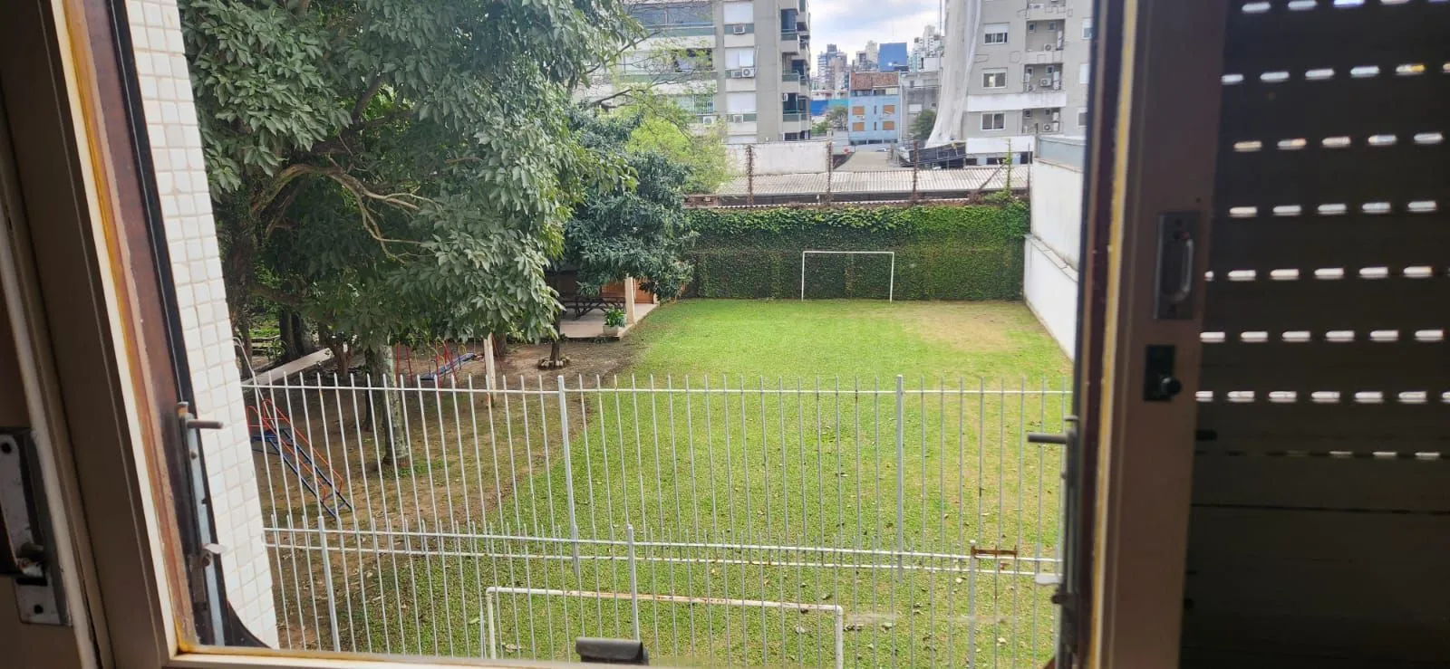Imagem Apartamento de 3 quartos, suíte 1 vaga de garagem bairro Santana em Porto Alegre