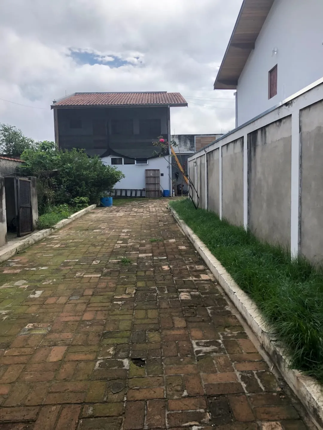 Imagem Terreno à venda 1 Quarto, 3 Vagas, 232.5M², Nossa Senhora do Perpétuo Socorro, Pindamonhangaba - SP