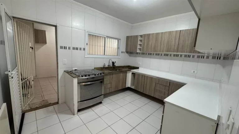 Imagem CASA COM 106.58 m² - FORTE - PRAIA GRANDE SP