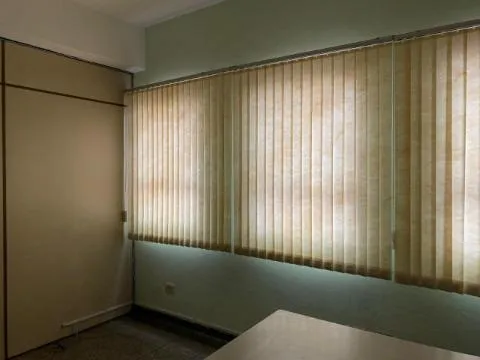 Imagem LOCAÇÃO DE SALA COMERCIAL NA VILA HULDA, EM GUARULHOS/SP, 60m² com 02 salas, recepção, 02 toaletes e sem vaga de estacionamento. CONSULTE-NOS.