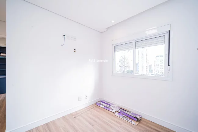 Imagem Apartamento à venda no Brooklin com 2 quartos, 1 suíte, 1 sala, 2 banheiros, 1 vaga e 74m²!