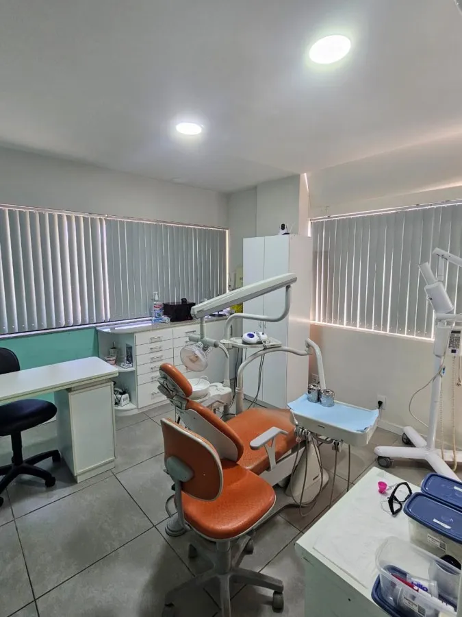 Imagem Sala Comercial para Venda em Rio de Janeiro, Barra da Tijuca, 1 banheiro, 1 vaga
