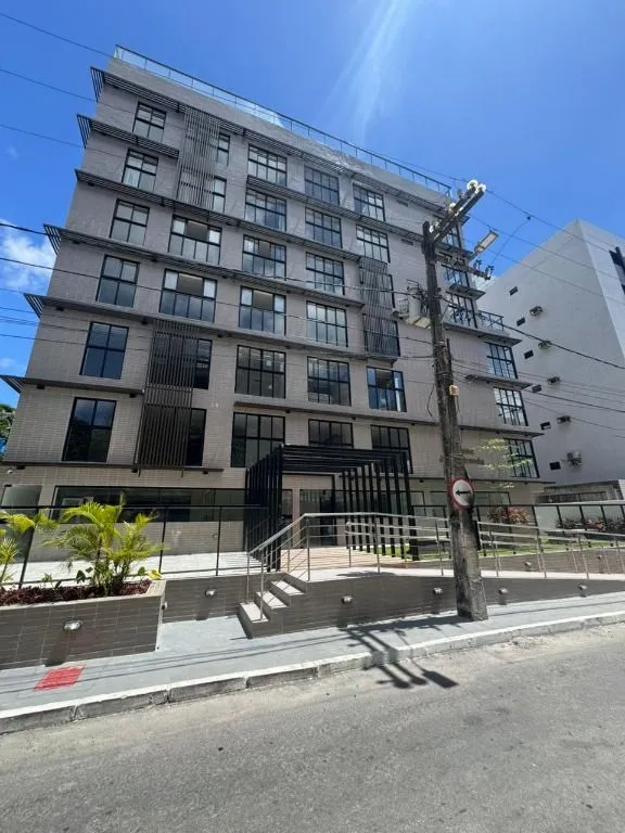Imagem Apartamento em Cabo Branco com 45 m², 2 suítes e possibilidade de divisão em dois flats. Ideal para morar ou rentabilizar.