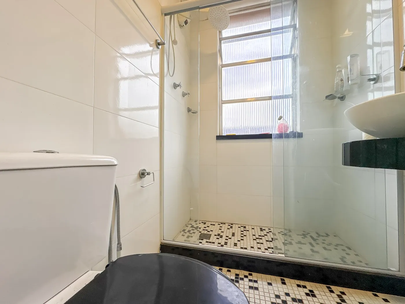 Imagem Apartamento para Venda em Niterói / RJ no bairro Ingá