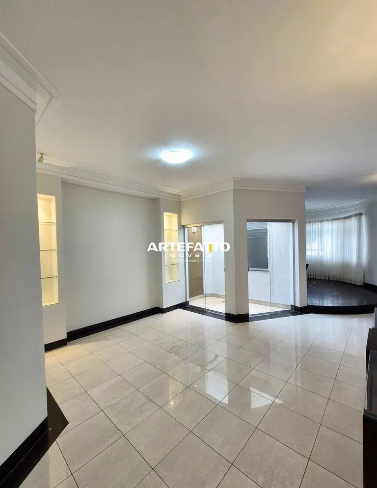 Foto do imóvel Casa à venda em Franca, Santo Agostinho, com 3 quartos, 270m2 em Rua Luís Leporaci