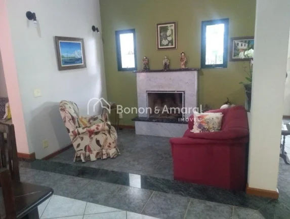 Imagem Casa à venda no Condomínio Oruam em Valinhos , térrea , contendo apenas escada para acessar a cas...