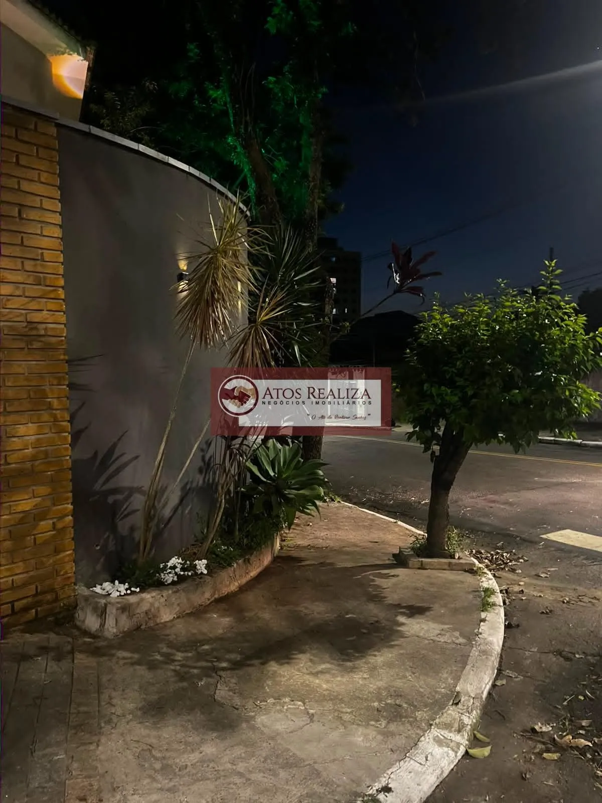 Imagem Sobrado à venda no Jardim Santa Cruz, SP | 3 dorms, suíte