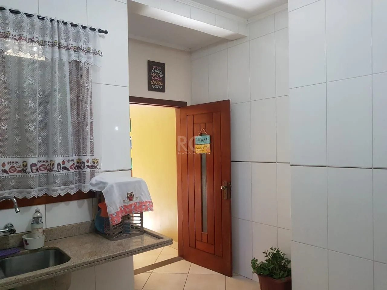 Imagem Casa para Venda - 300m², 4 dormitórios, sendo 1 suites, 2 vagas - Glória