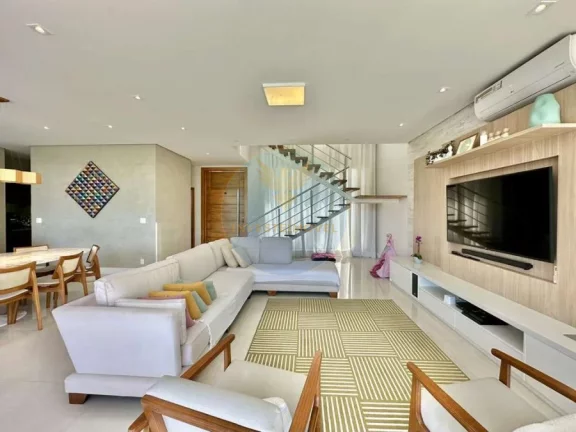Imagem Casa em Condomínio a Venda no bairro Granja Viana - Cotia, SP