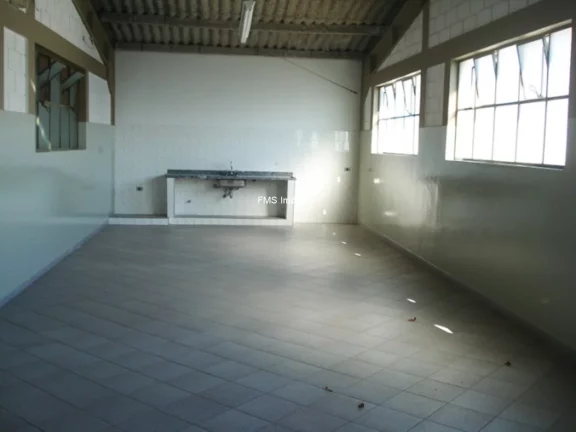 Imagem Galpão com 1130m2 em Atibaia.