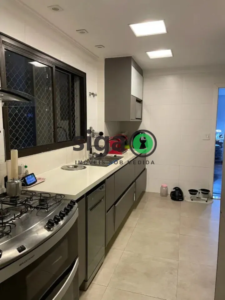 Imagem Apartamento com 3 Quartos à venda, 187m² - Campo Belo
