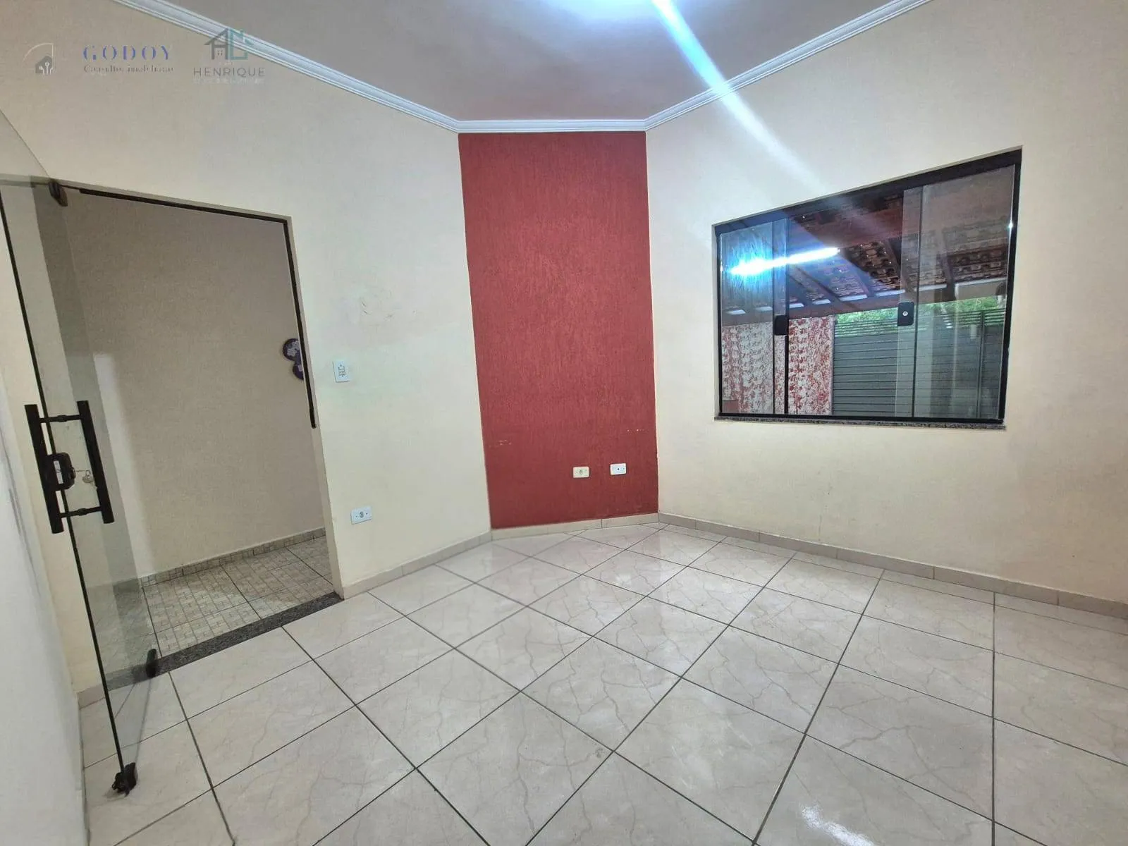 Imagem Excelente Casa no Mombaça com Suíte