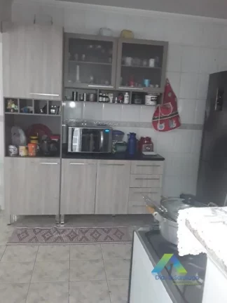 Imagem Excelente oportunidade sobrado com ótima localização, com 3 dormitórios, 2 banheiros, quinta e 1 vaga
