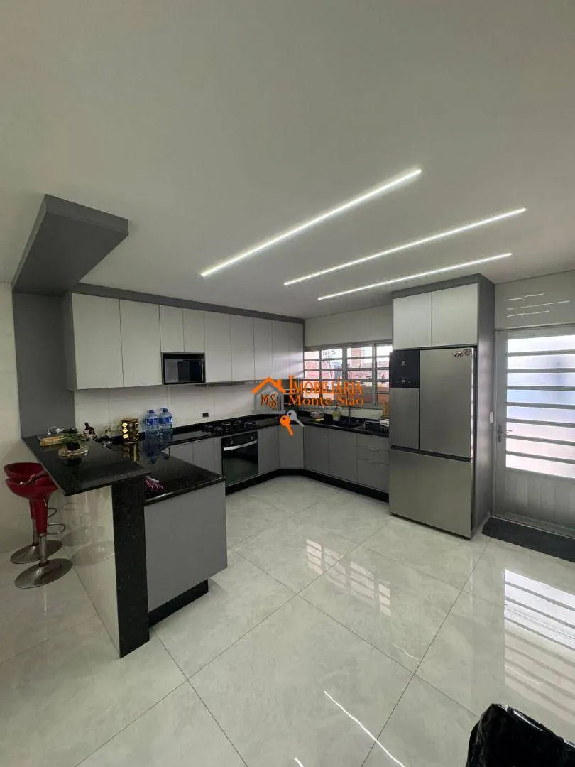 Imagem Sobrado com 5 dormitórios à venda, 431 m² por R$ 850.000,00 - Parque Continental II - Guarulhos/SP