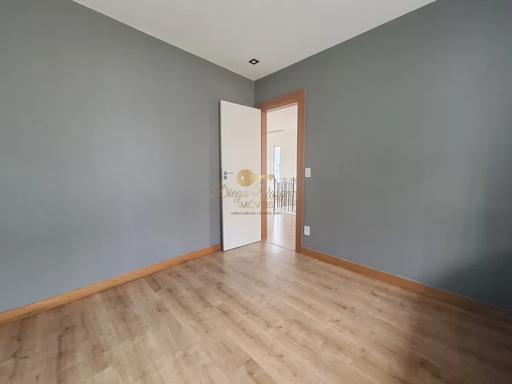 Imagem Casa em Condomínio para Venda em Teresópolis / RJ no bairro Albuquerque