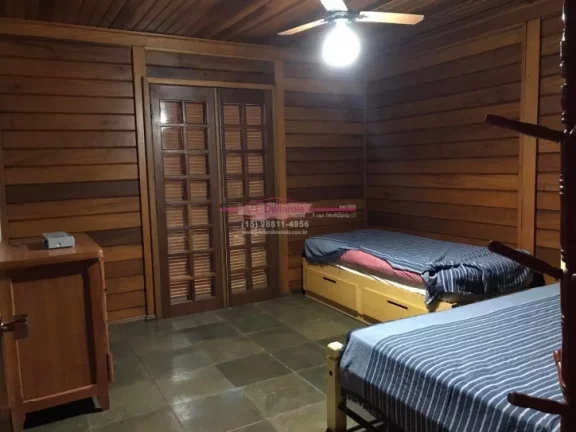 Imagem Chacara a venda com 4 suites dentro de condomínio