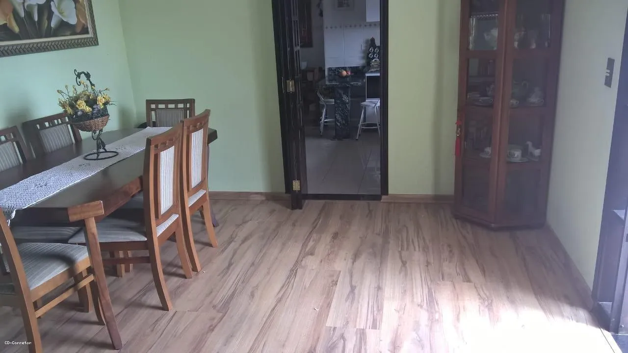 Imagem Sobrado para Venda em Ribeirão Pires / SP no bairro Bocaina