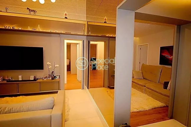 Imagem Excelente apartamento garden no Panamby - Área: 238m² - Living com pé direito duplo, varanda com ...