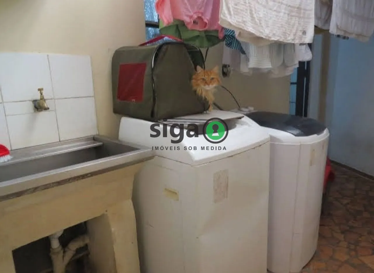 Imagem Sobrado à Venda Próximo ao Metrô Conceição | 3 Dormitórios | Quintal | 3 Vagas