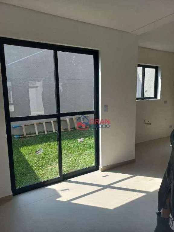 Imagem Casa com 3 Quartos à venda - Próximo ao Shopping Palladium