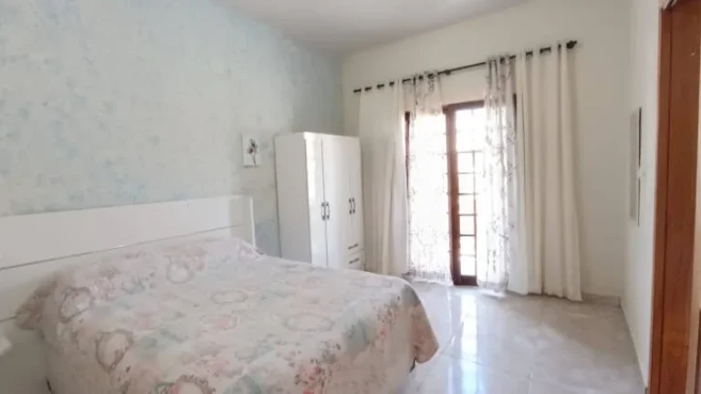 Imagem Casa Sobrado 3 dormitórios (1suíte), 3 vagas, edicula, Satélite, Sjc.