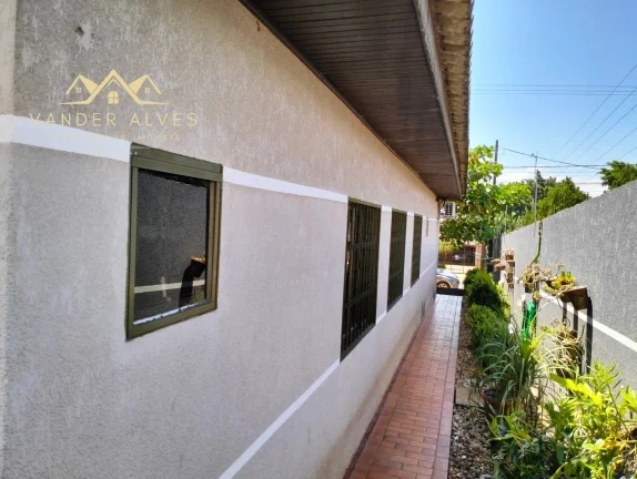 Imagem Imperdível: Casa à venda em Foz do Iguaçu-PR, bairro Jardim Bandeirantes, 3 quartos, 2 salas, 2 banheiros, 3 vagas, 142,39 m².