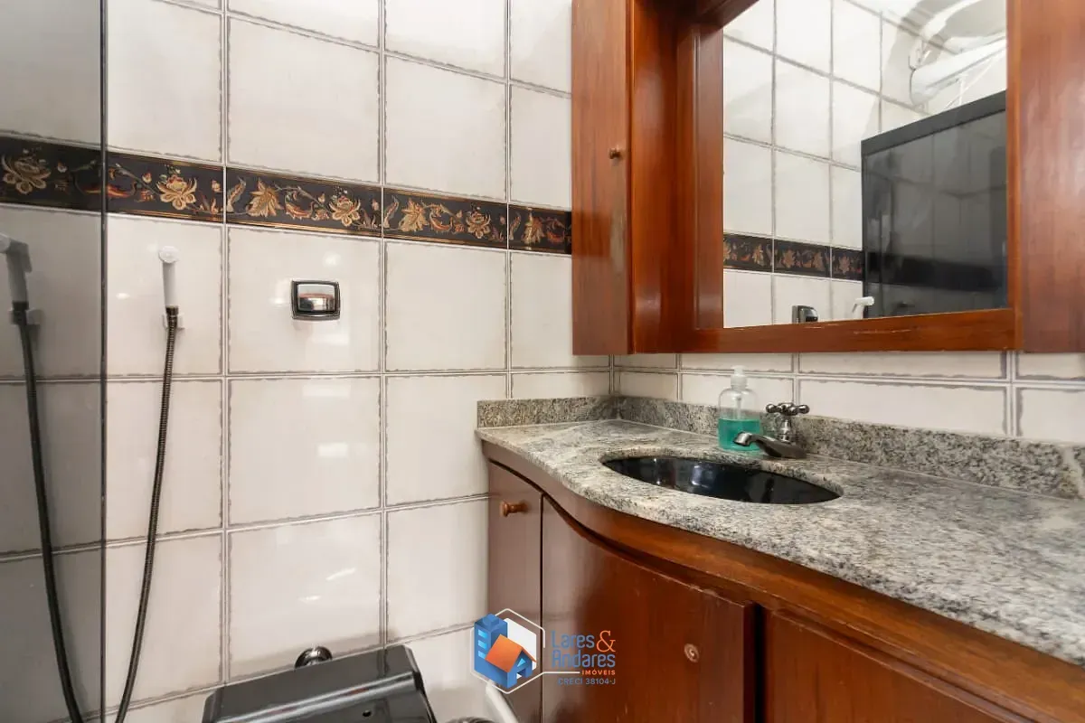 Imagem Casa para venda em Cupecê com 4 quartos, sendo 2 suítes, 208m²